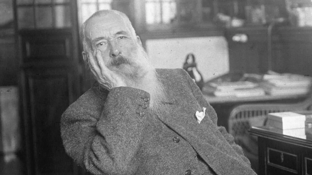Identify the Artist from a Photograph Quiz